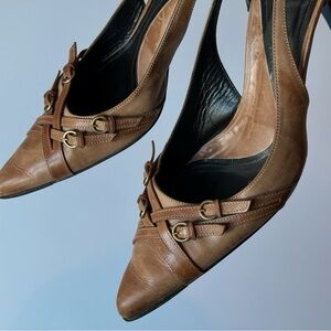 Bally tan leather strappy buckle heels